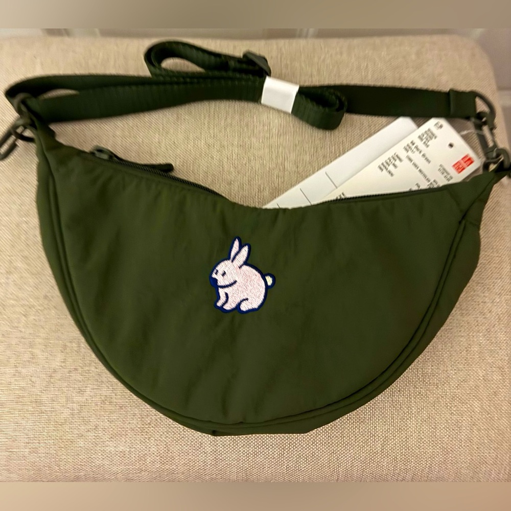 Uniqlo Ultra Mini Bag with Rabbit Embroidery